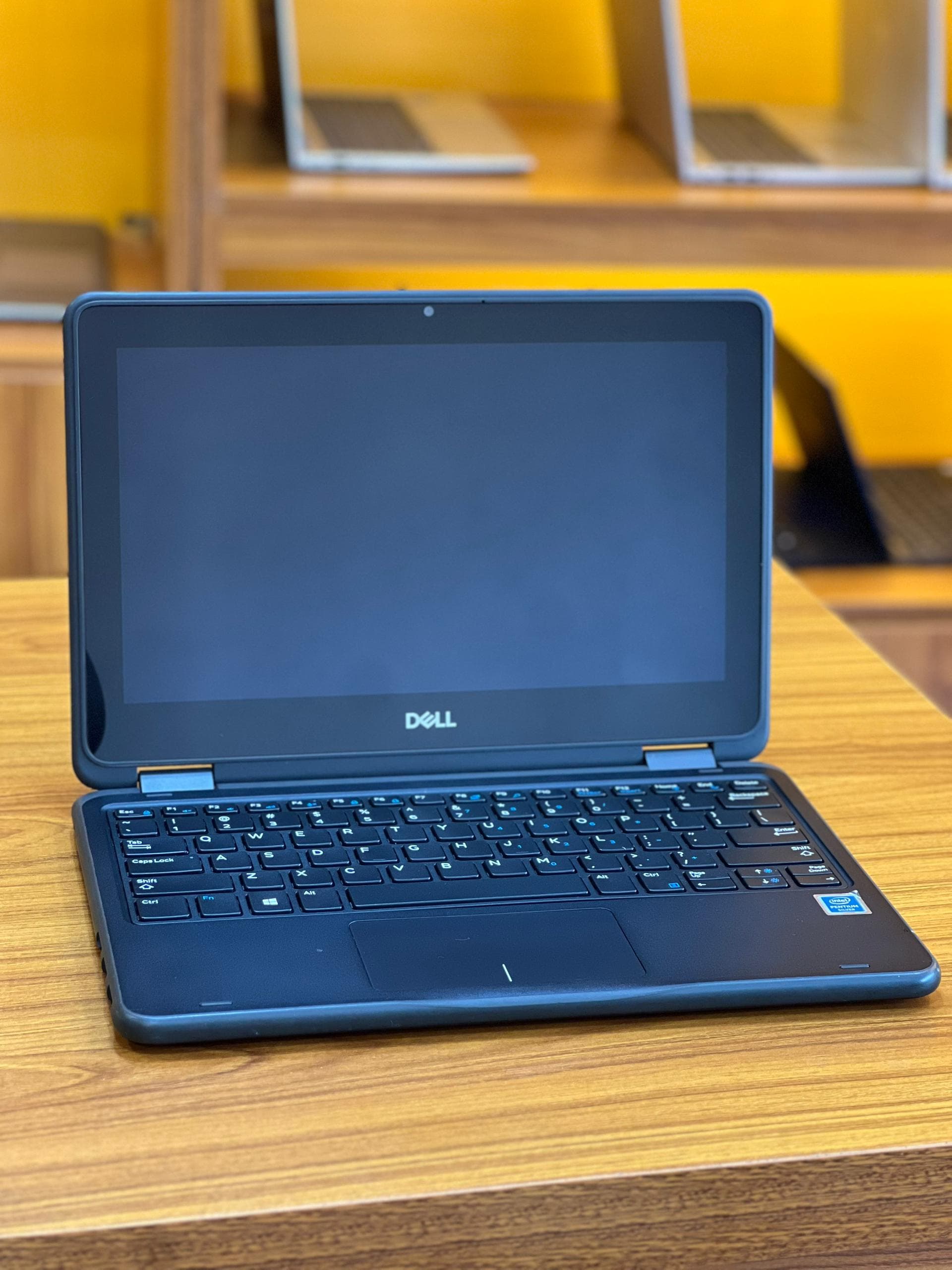 DELL LATITUDE 3190