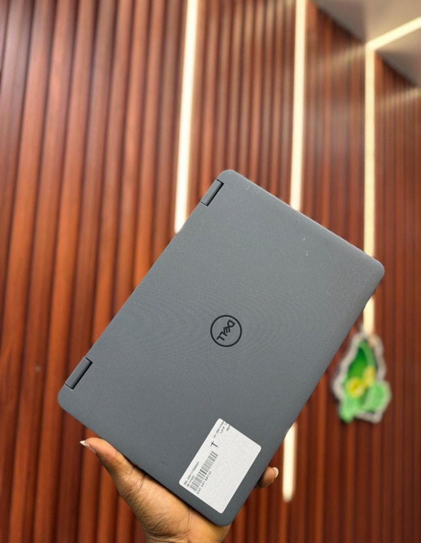 Dell latitude 3120 view 4
